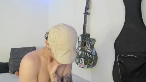 Aria and Orien online show from April 2026 04:46:02 PM