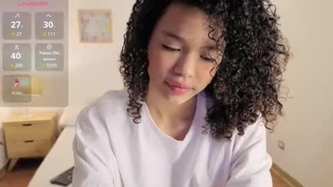 ariaa_23 online show from January 2026 12:32:02 PM