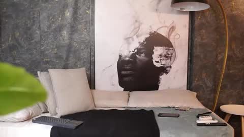 Ariaa online show from December 2025 06:48:01 PM