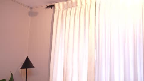 Ariaa online show from February 2026 06:41:02 PM