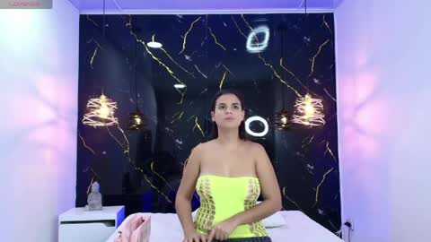 ariaa_vixen online show from May 2026 02:16:01 AM