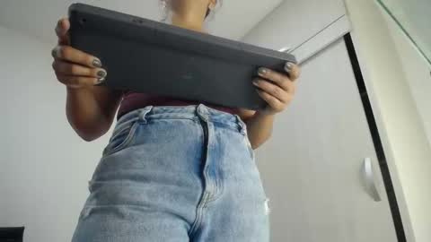 Snapshot of ariacoral chatting on November 2025 12:18:01 PM ariacoral online show from November 2025 12:18:01 PM