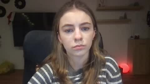 Snapshot of ariacreazy chatting on December 2024 03:23:01 PM AriaCreazy online show from December 2024 03:23:01 PM