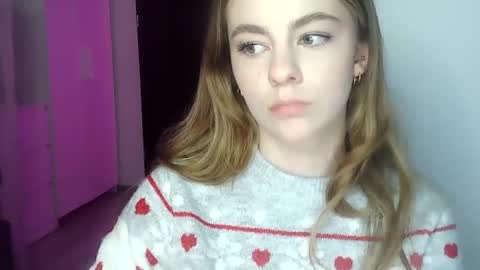 Snapshot of ariacreazy chatting on January 2025 09:25:02 PM AriaCreazy online show from January 2025 09:25:02 PM