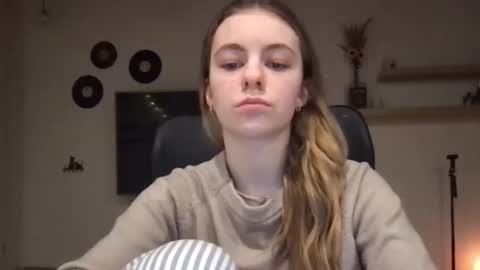 Snapshot of ariacreazy chatting on February 2025 09:52:02 PM AriaCreazy online show from February 2025 09:52:02 PM