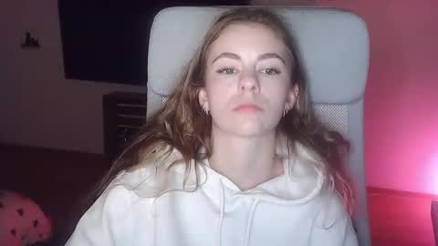 Snapshot of ariacreazy chatting on November 2025 09:31:01 PM AriaCreazy online show from November 2025 09:31:01 PM