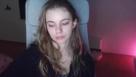 Snapshot of ariacreazy chatting on November 2025 09:51:02 PM AriaCreazy online show from November 2025 09:51:02 PM