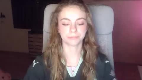 AriaCreazy online show from February 2026 09:30:02 PM