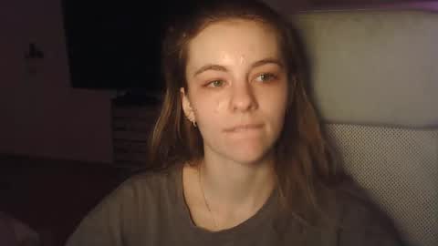 AriaCreazy online show from April 2026 08:23:01 PM