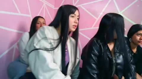 dafna lorens  online show from April 2026 01:55:02 PM