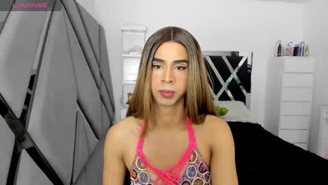 Snapshot of ariadna_dudamel chatting on November 2025 08:41:02 PM ariadna_dudamel online show from November 2025 08:41:02 PM