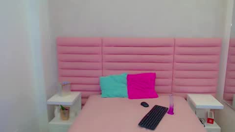 ARIADNA online show from February 2025 04:14:01 AM