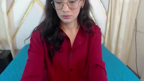 Snapshot of ariadna_wells chatting on November 2025 02:38:01 PM A R I online show from November 2025 02:38:01 PM