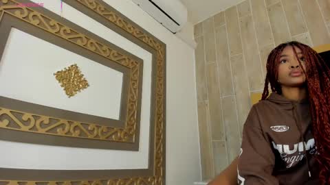 Snapshot of ariafoster chatting on October 2025 12:18:01 AM Aria Foster online show from October 2025 12:18:01 AM