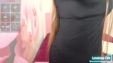 Snapshot of ariagrays chatting on November 2025 02:29:02 PM AriaGray online show from November 2025 02:29:02 PM