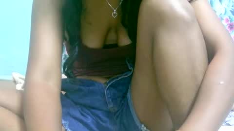 ariah13 online show from December 2025 06:42:02 AM