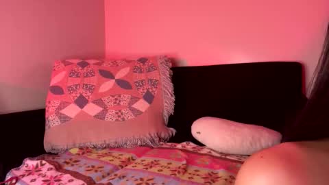 Snapshot of ariamariz chatting on October 2025 11:13:02 PM Aria Mariz online show from October 2025 11:13:02 PM