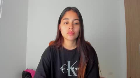 Aria Montgomery online show from November 2025 01:38:02 AM