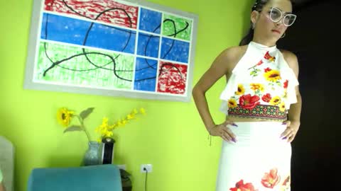 Ariana  online show from October 2025 05:57:01 PM