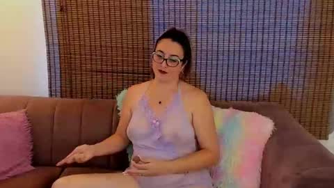 Snapshot of ariana_cross_ chatting on May 2026 02:45:01 PM Ariana Cruz online show from May 2026 02:45:01 PM