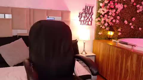 Ariana online show from June 2026 02:32:02 PM