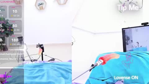 Snapshot of ariana_girl_ chatting on February 2025 06:28:01 AM ariana girl online show from February 2025 06:28:01 AM