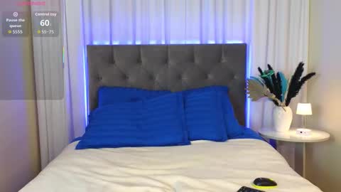 Ariana online show from September 2025 12:01:01 AM