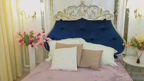 Snapshot of ariana_petite chatting on June 2026 12:02:02 AM Ariana online show from June 2026 12:02:02 AM