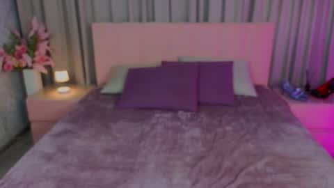 Snapshot of ariana_petite chatting on July 2026 12:04:02 AM Ariana online show from July 2026 12:04:02 AM