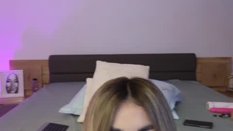 Ariana online show from January 2025 08:14:02 PM