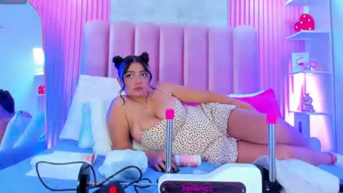 ArianaRougee online show from July 2026 05:35:01 AM