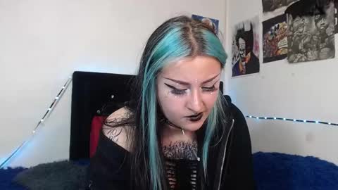 Snapshot of arianauwu666 chatting on March 2025 05:46:02 AM help me 100 hands up my OF is Free  online show from March 2025 05:46:02 AM