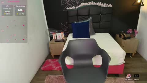 Snapshot of ariannafox_ chatting on November 2025 11:52:02 AM A R I A N N A online show from November 2025 11:52:02 AM