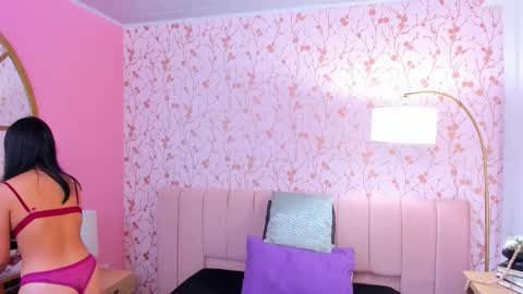 Arianna online show from October 2025 12:04:02 PM