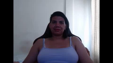 ariannaloovel online show from December 2024 03:43:01 PM
