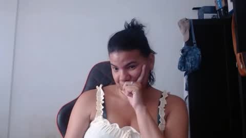 Snapshot of ariannaloovel chatting on July 2026 05:18:02 PM ariannaloovel online show from July 2026 05:18:02 PM