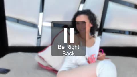 ariannarussell1 online show from February 2025 04:59:02 PM