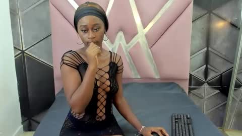 ariannawatson online show from October 2025 09:26:02 PM