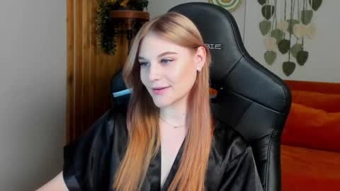 Aria online show from October 2025 06:41:02 PM