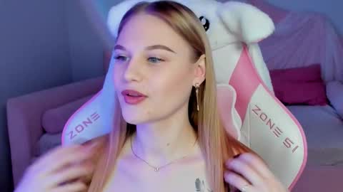 Aria online show from November 2025 05:46:02 PM