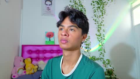 ariel_adan online show from May 2026 05:51:01 PM