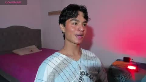 ariel_adan online show from May 2026 11:49:01 AM