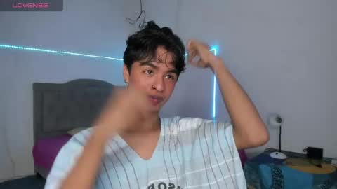ariel_adan online show from May 2026 08:26:01 PM