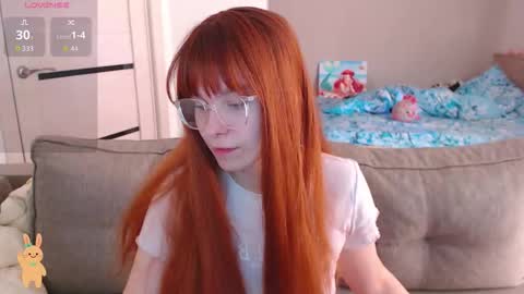 Snapshot of ariel_donovan chatting on November 2025 02:18:01 PM Ariel Donovan online show from November 2025 02:18:01 PM