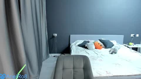 Snapshot of ariel_rouse chatting on November 2025 07:25:02 PM Ariel online show from November 2025 07:25:02 PM