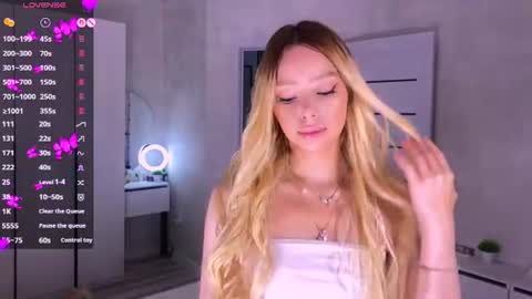 Snapshot of arielarlt chatting on August 2026 07:45:02 PM Ase online show from August 2026 07:45:02 PM