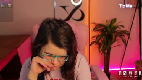 Ariell Mini online show from April 2026 07:13:02 AM