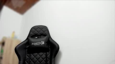 Stephany  online show from March 2026 01:42:01 AM