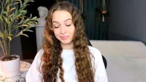 arielsykes online show from July 2026 06:38:01 AM