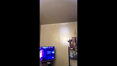 Snapshot of ariesborn418 chatting on January 2026 08:17:02 AM ariesborn418 online show from January 2026 08:17:02 AM